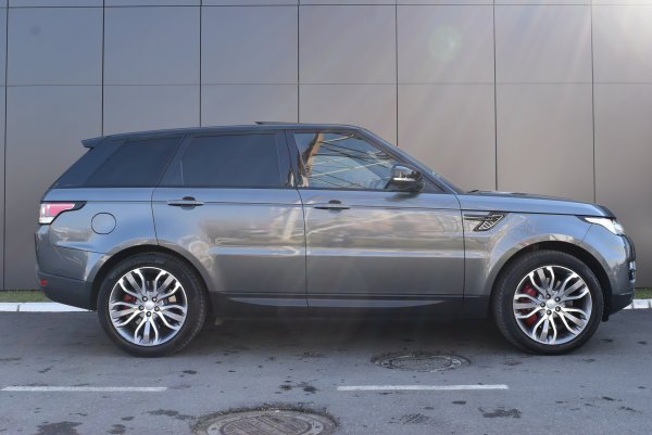 car-img