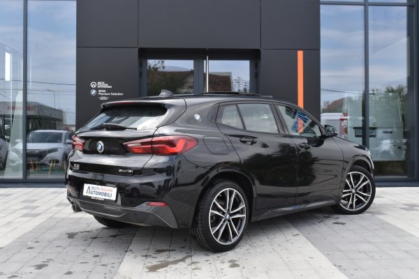 car-img