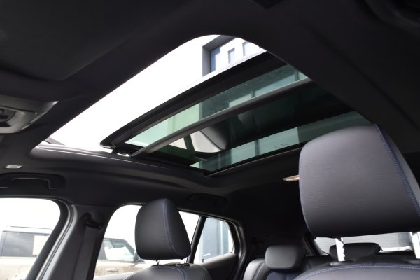 car-img