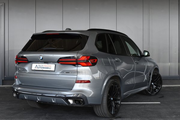 car-img