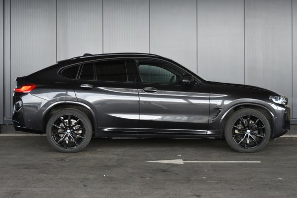 car-img