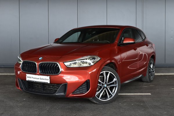 car-img