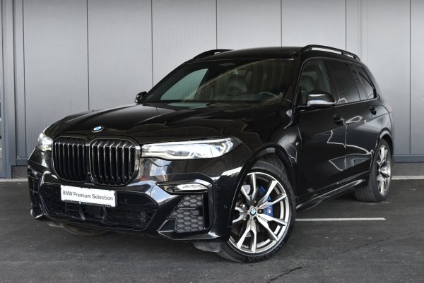car-img