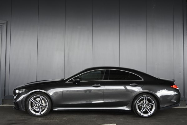 car-img