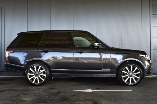 car-img