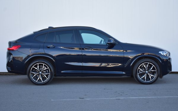 car-img