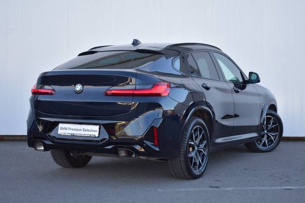 car-img