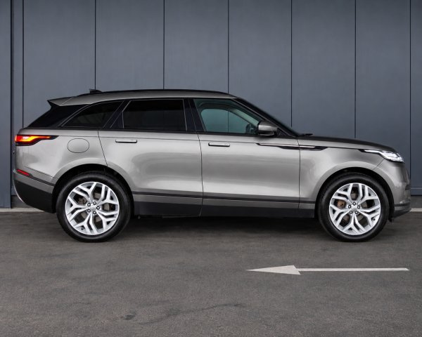 car-img