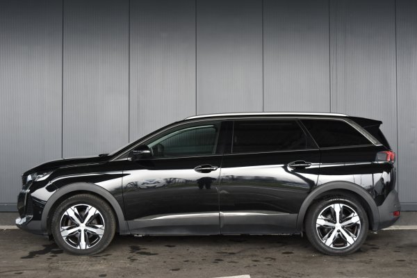 car-img