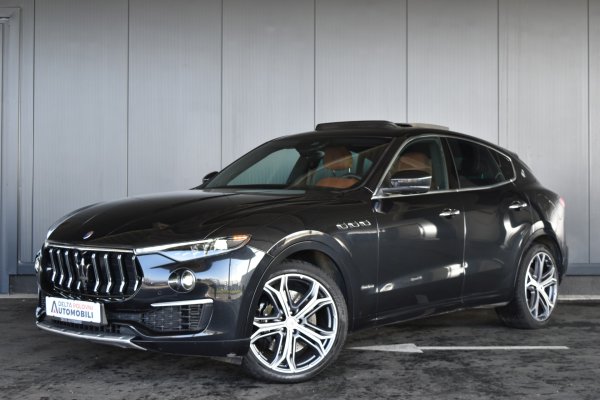 car-img