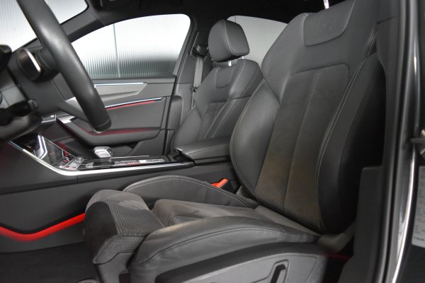 car-img