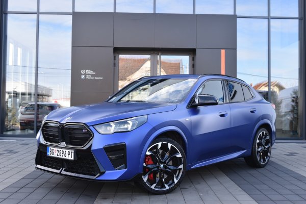car-img