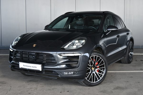 car-img