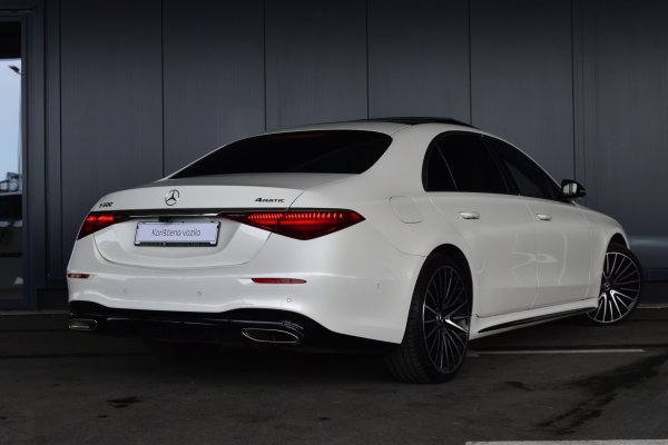 car-img
