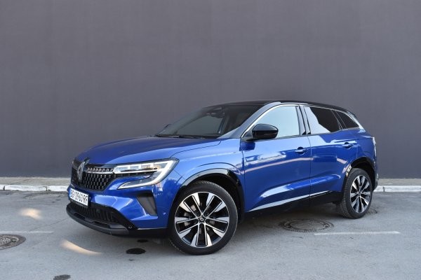 car-img
