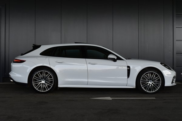 car-img