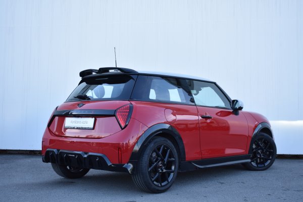 car-img