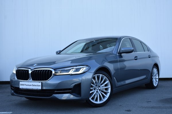 car-img