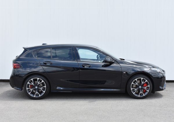 car-img