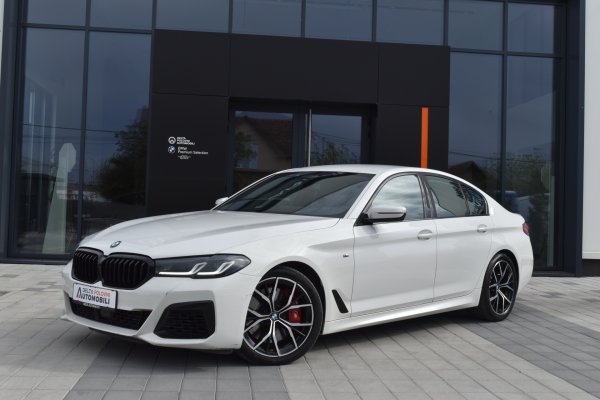 car-img