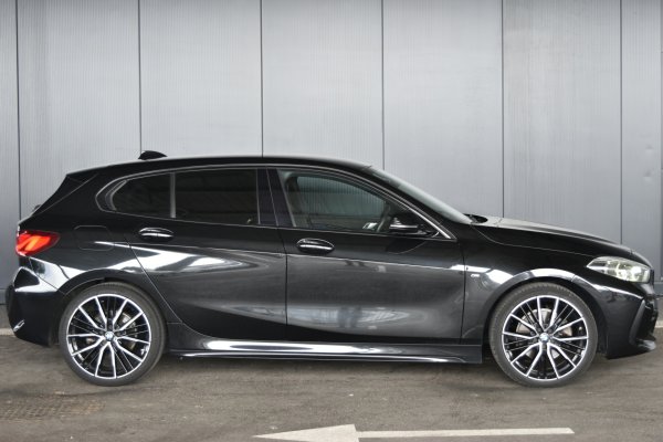 car-img