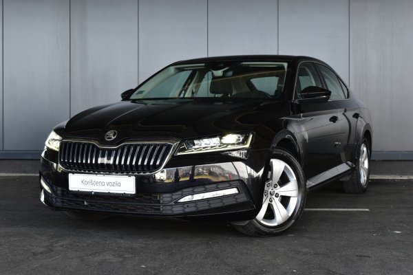 car-img