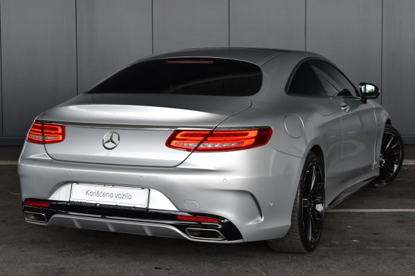 car-img