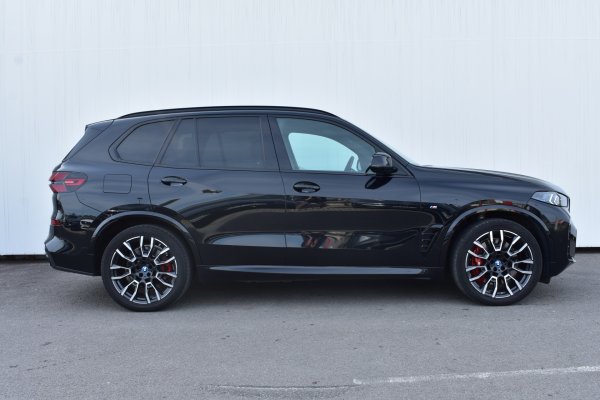 car-img