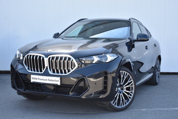 car-img