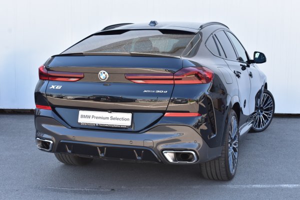 car-img