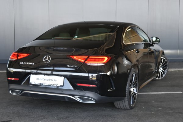 car-img