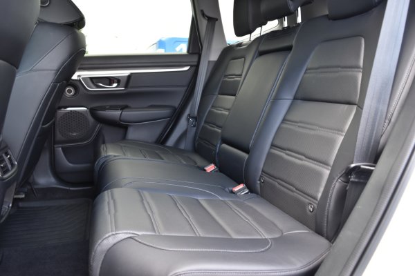 car-img