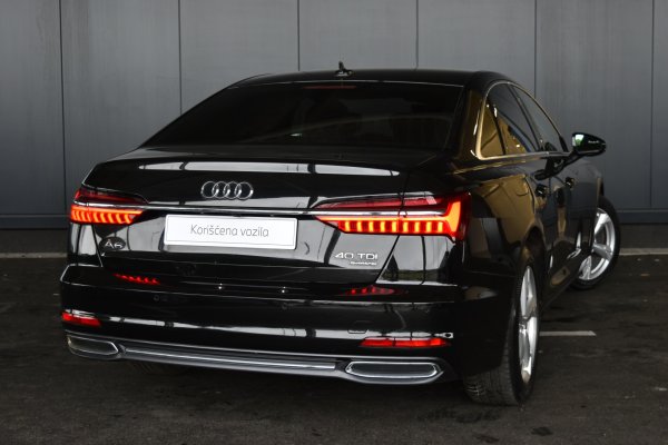 car-img