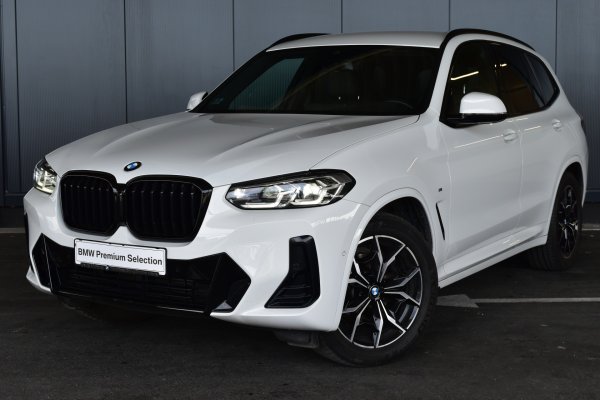 car-img