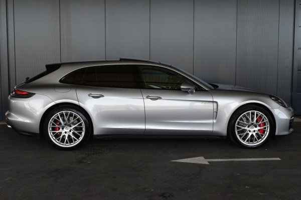 car-img