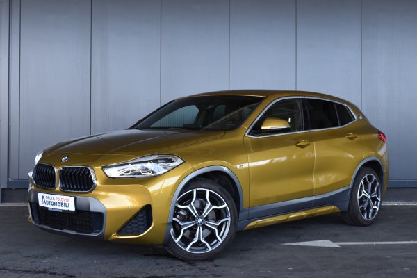 car-img