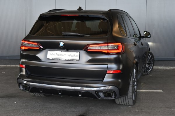 car-img