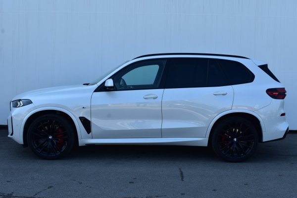 car-img