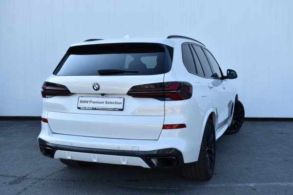 car-img