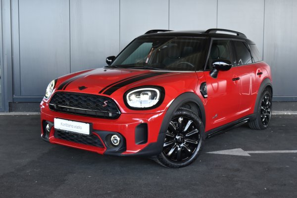 car-img