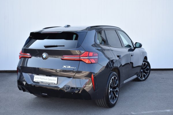 car-img