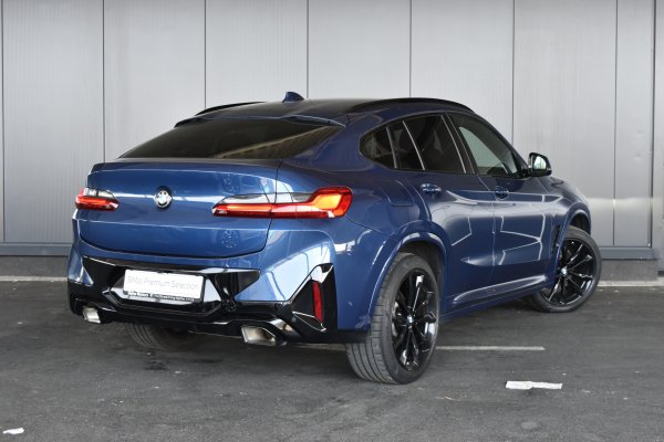car-img