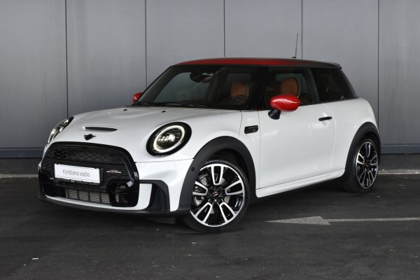car-img