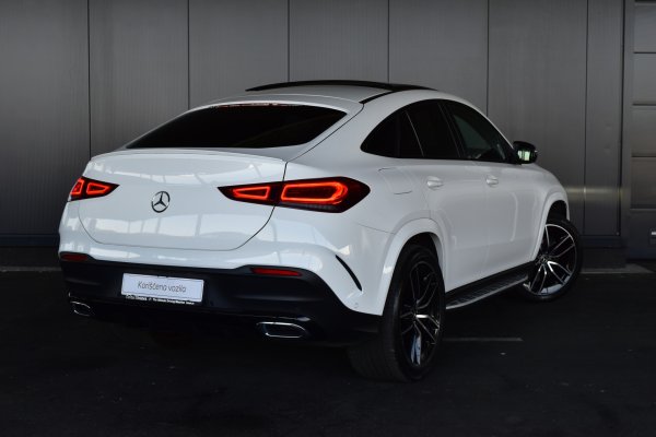 car-img