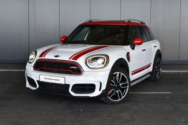car-img