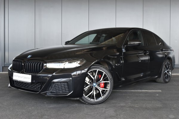 car-img