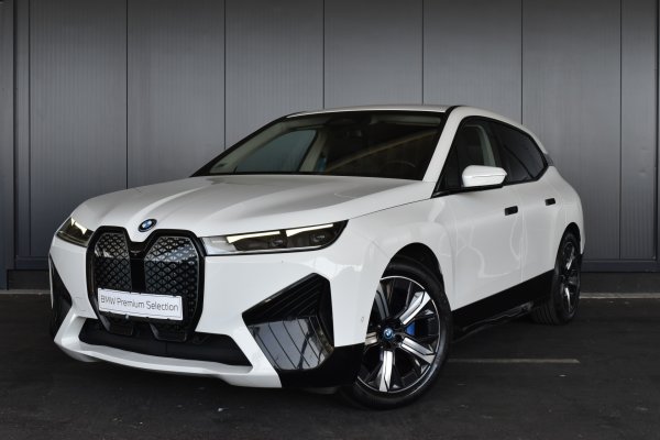 car-img