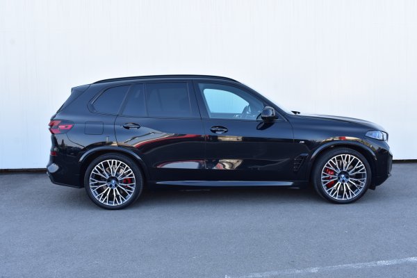 car-img