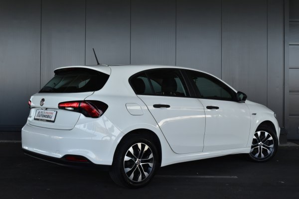 car-img
