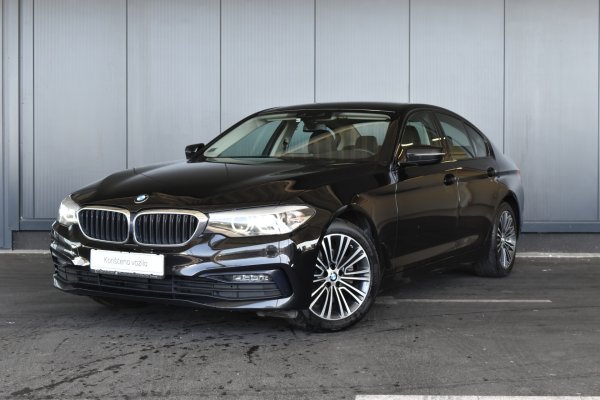 car-img